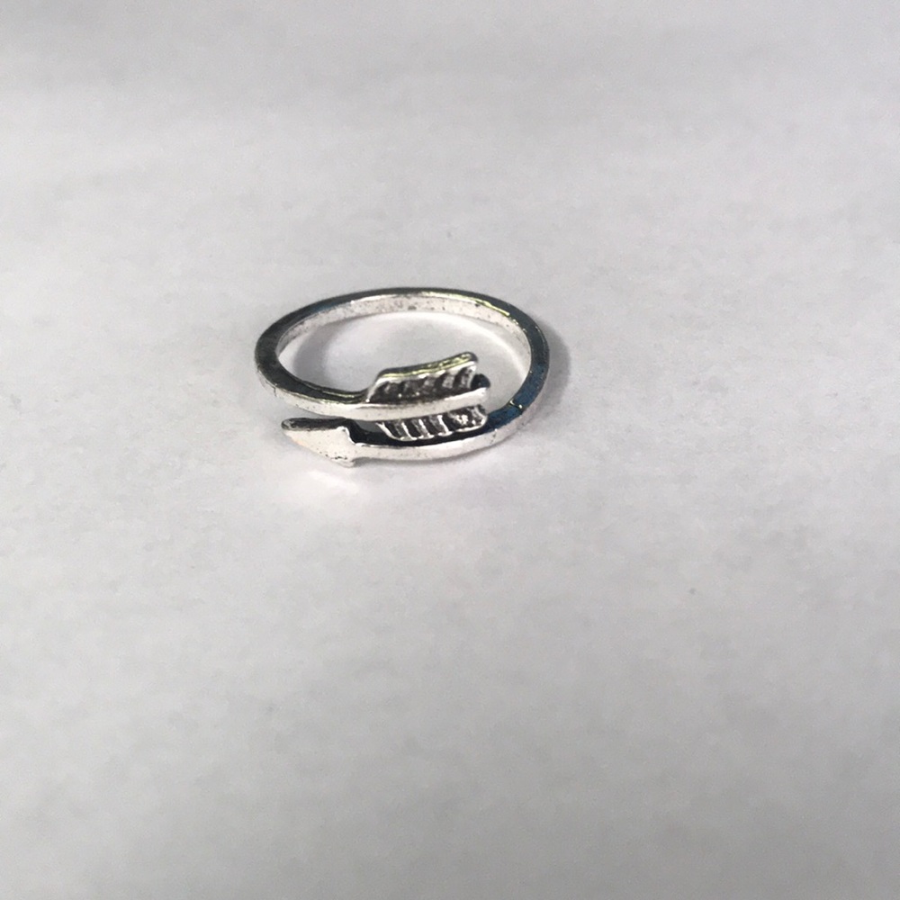 Arrow Ring